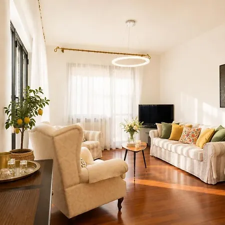 Exclusive Sea & Mountain View, 5 * Chieti